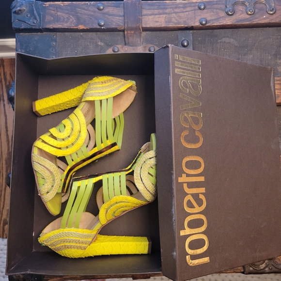 Roberto Cavalli Lime Green python leather Sandals size 37.5 - Picture 9 of 10
